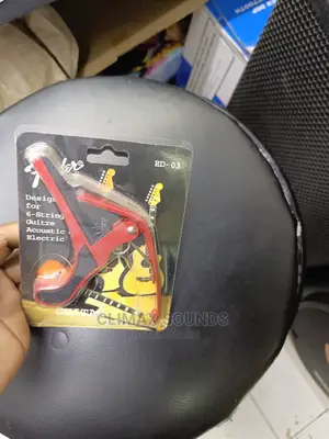 Guitar Capo Redwine