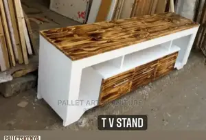 Pallet TV Stand