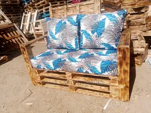 2seater Pallet Sofa