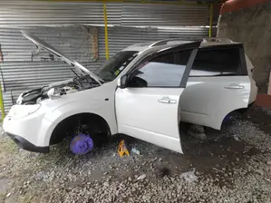 Car Spray Paint and Repairs