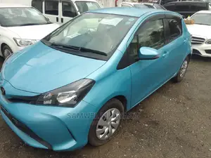 Toyota Vitz 1.3 AWD 5dr 2016 Blue
