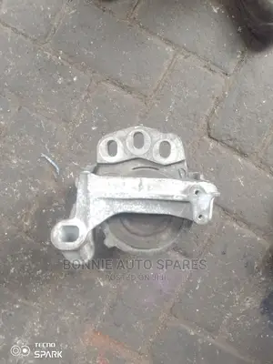 Cx5 Diesel Engine Mounting