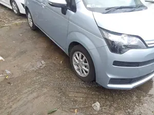 Toyota Spade 1.5 2016 Silver