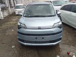 Toyota Spade 1.5 2016 Silver