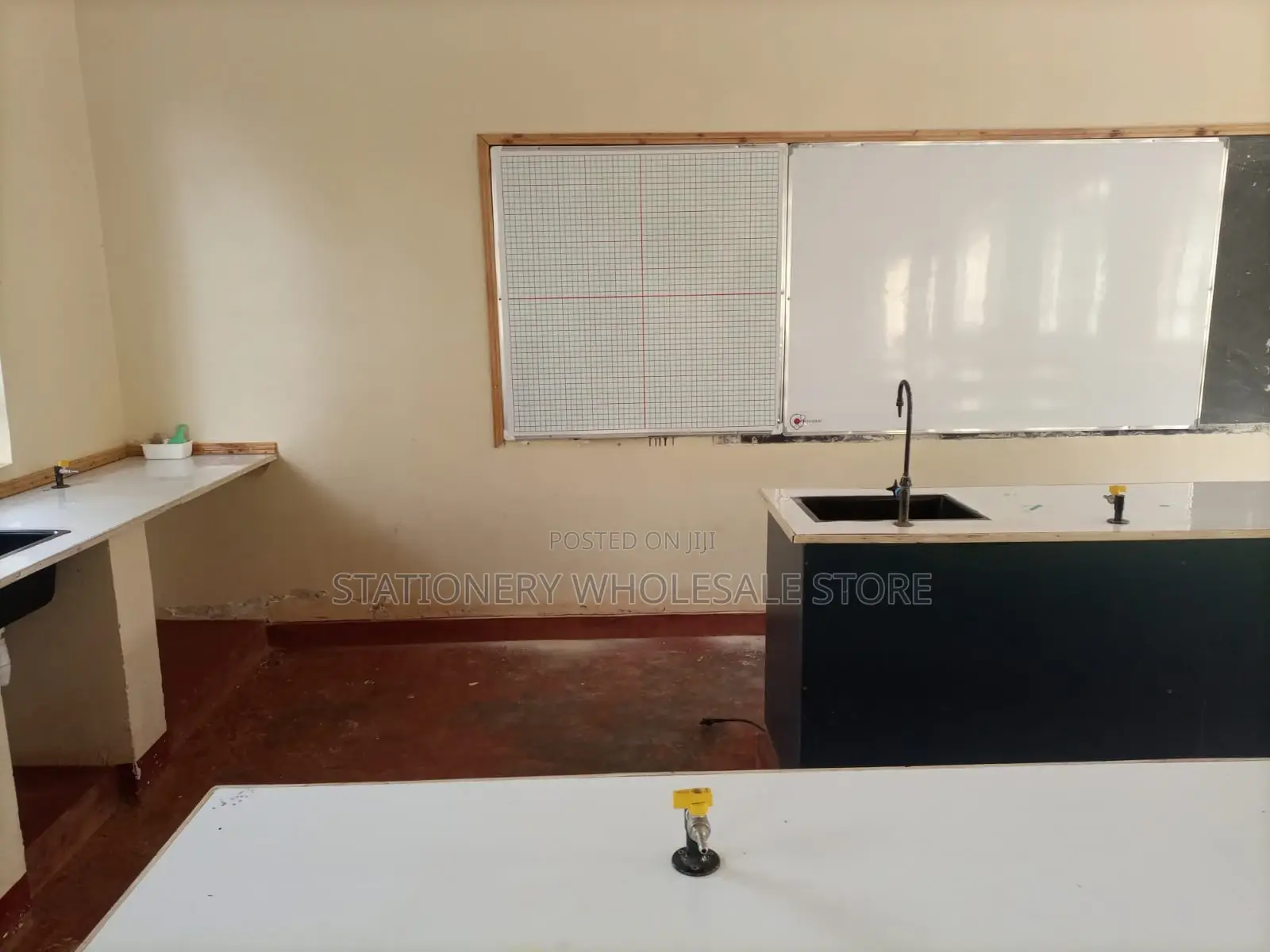 Lab Whiteboard (6ftx4ft) Lab Graphboard (4ftx4ft)