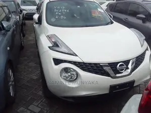 Nissan Juke S FWD 2016 White