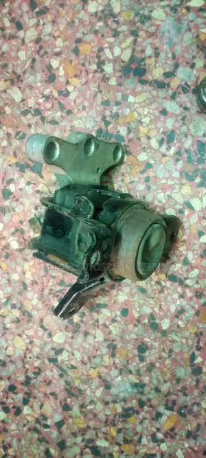 Suzuki Alto Engine Mountain