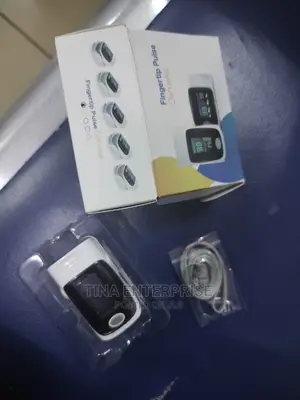 Finger Tip Pulse Oximeter