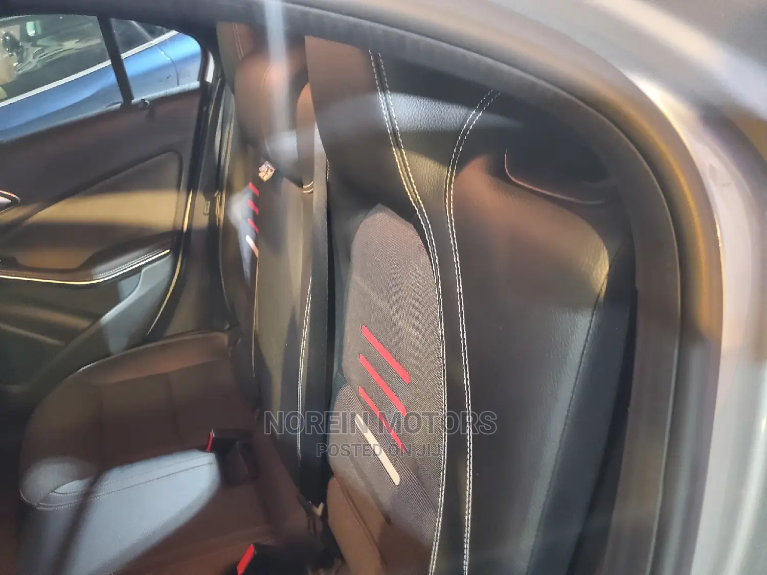 Mercedes-Benz A-Class 2016 Silver