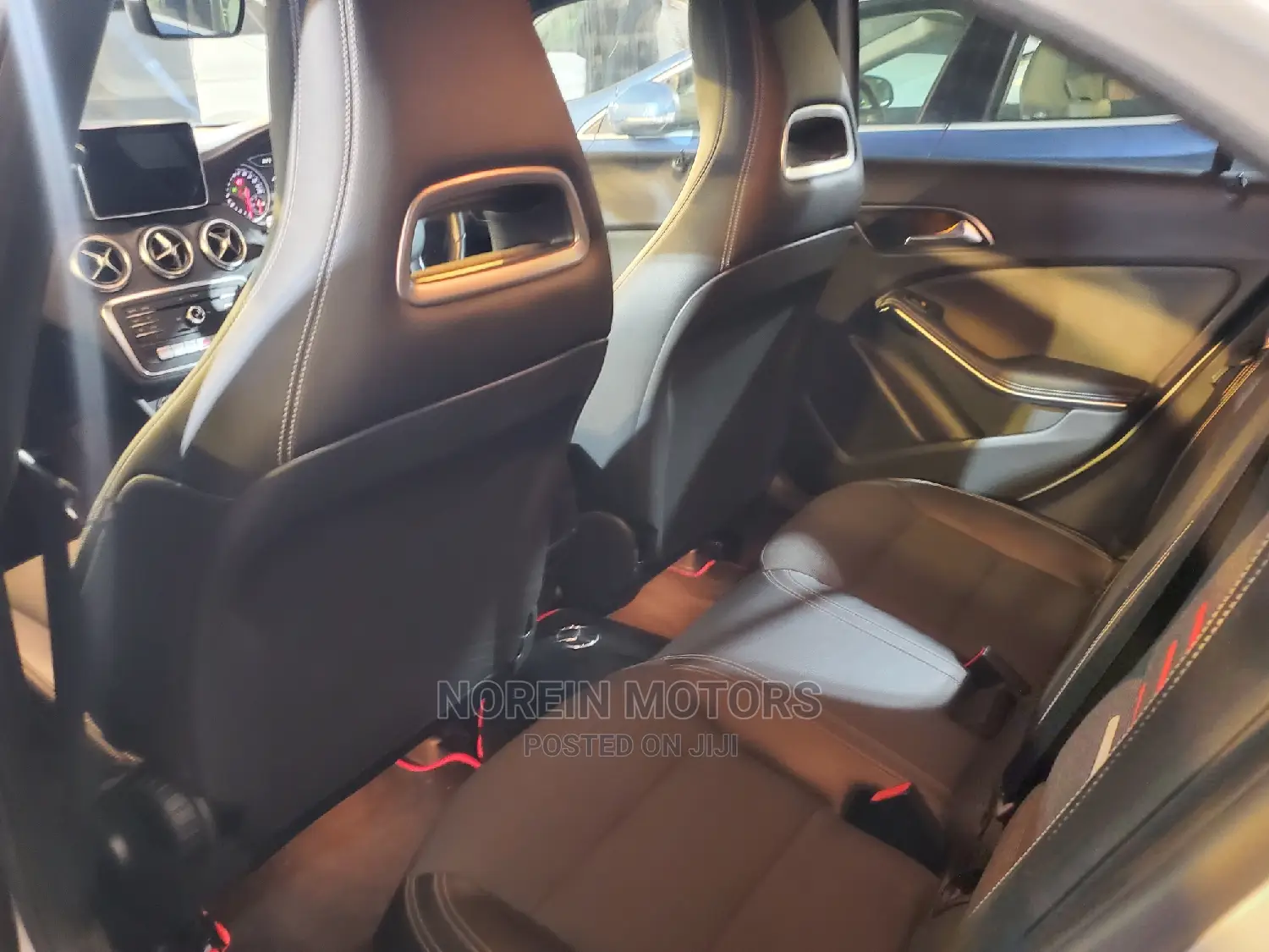 Mercedes-Benz A-Class 2016 Silver