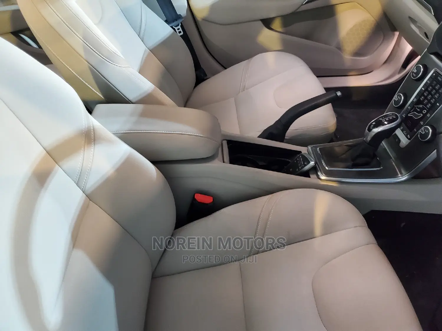 Volvo V40 2016 Blue