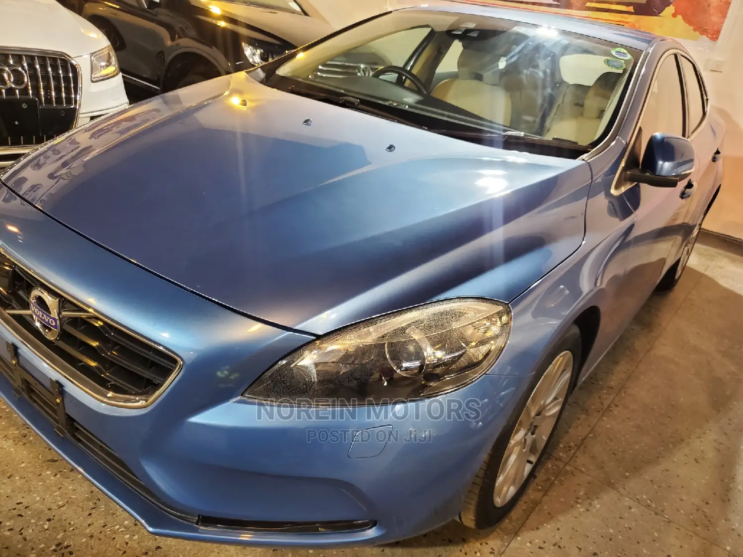 Volvo V40 2016 Blue