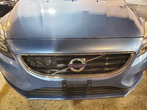 Volvo V40 2016 Blue