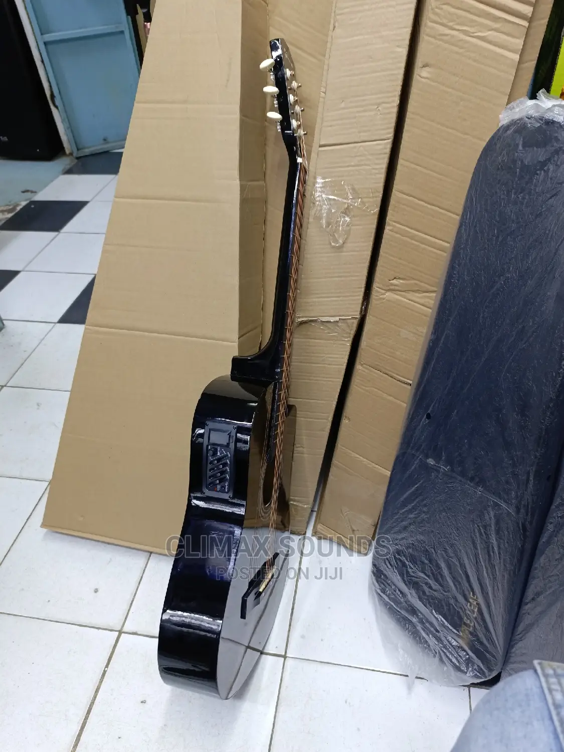 Semi Acoustic 38 Black BLK