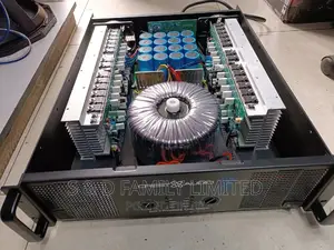 Crest Audio 12 With 56 Transistors 16 Capacitors