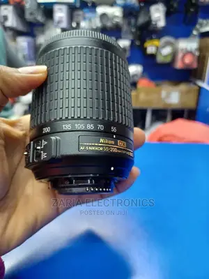 Nikon Lens 55-200mm