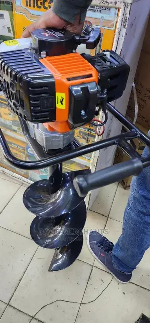 Hawk Earth Auger Machine Powered by Petrol 2 Stroke Engine