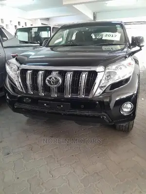 Toyota Land Cruiser Prado 2017 Black