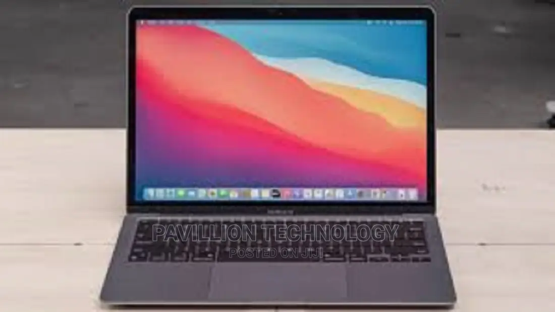 New Laptop Apple MacBook Pro M1 256GB Apple M1 Pro eMMC 256GB