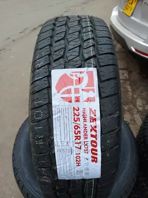 225/65r17 Zextour a/T Tires Made in China