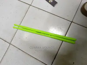 Plastic Drumsticks Green,