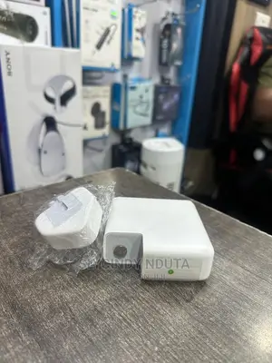 87W Macbook Adapter