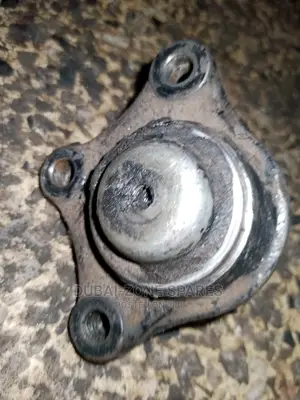 Lower and Upper Ball Joint Mitsubishi Pajero,L200.