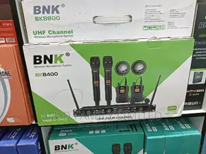 BNK BK 8400 Two Handheld Two Lapel Microphones