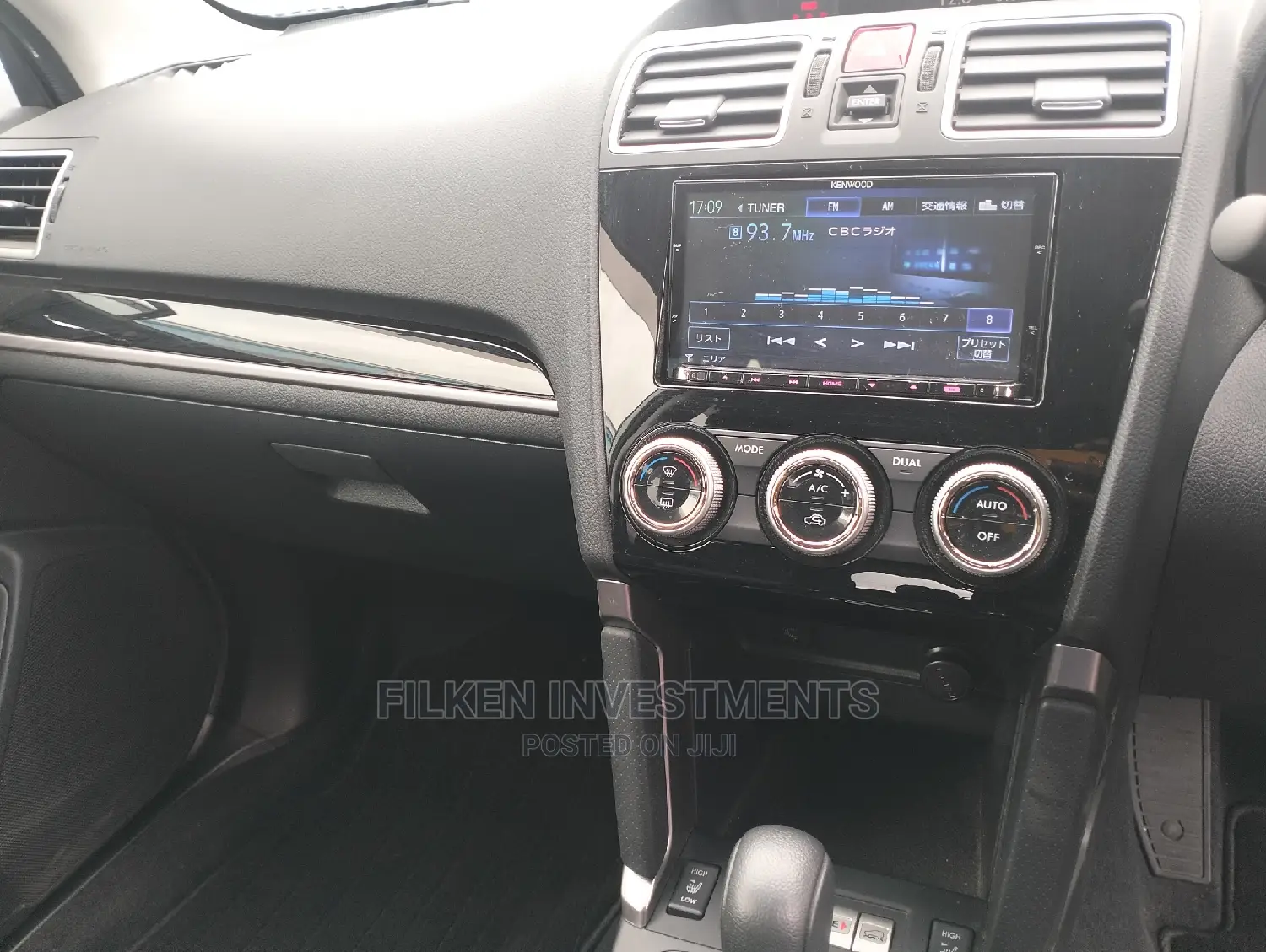 Subaru Forester 2018 White