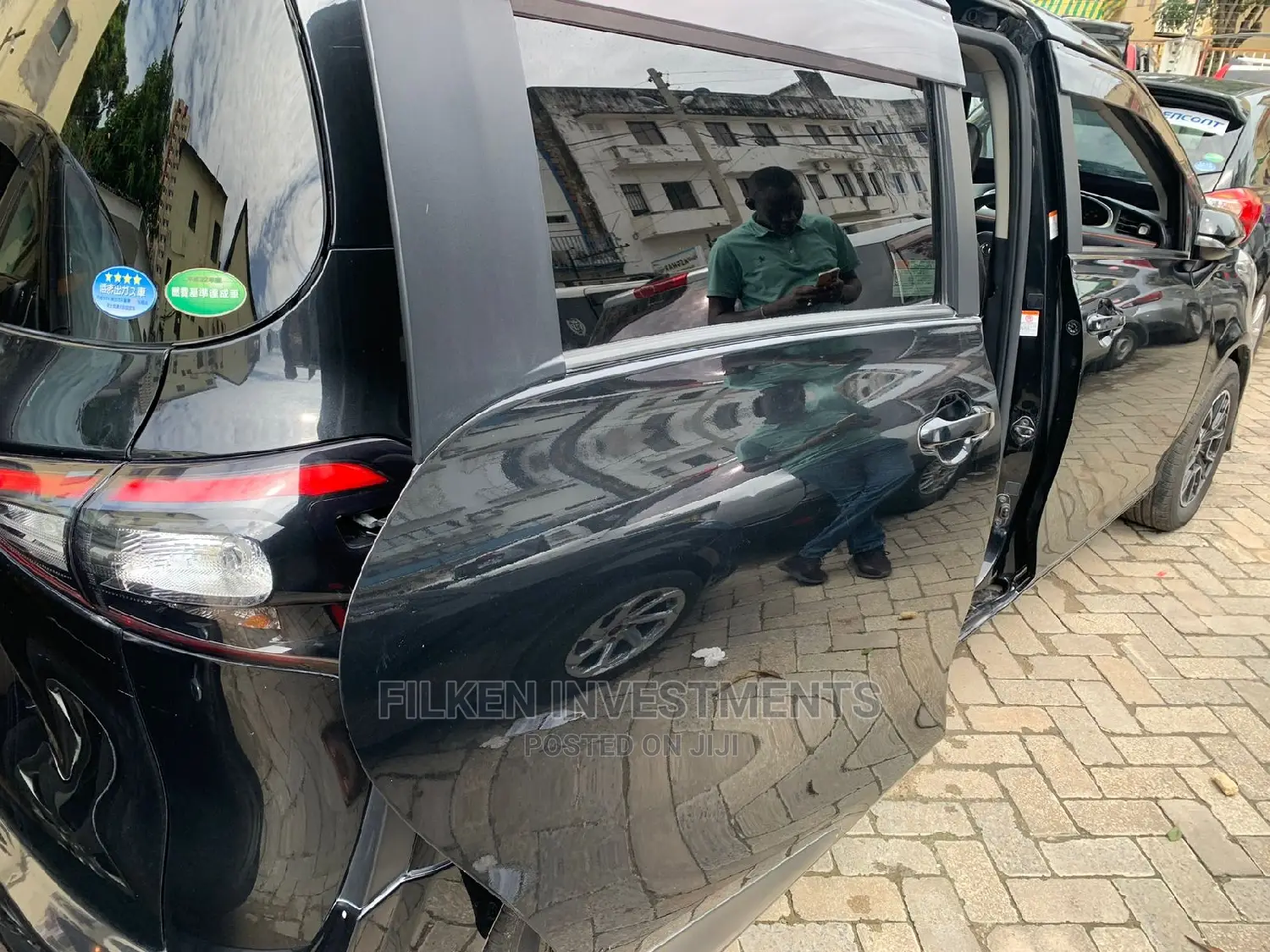 Toyota Sienta 2015 Black