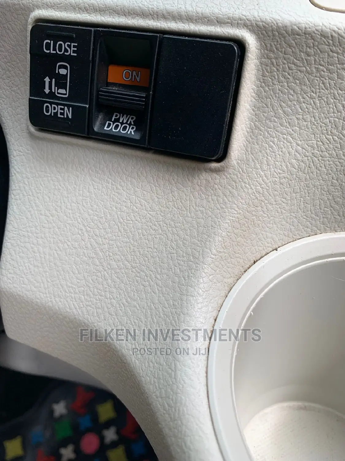 Toyota Sienta 2015 Black