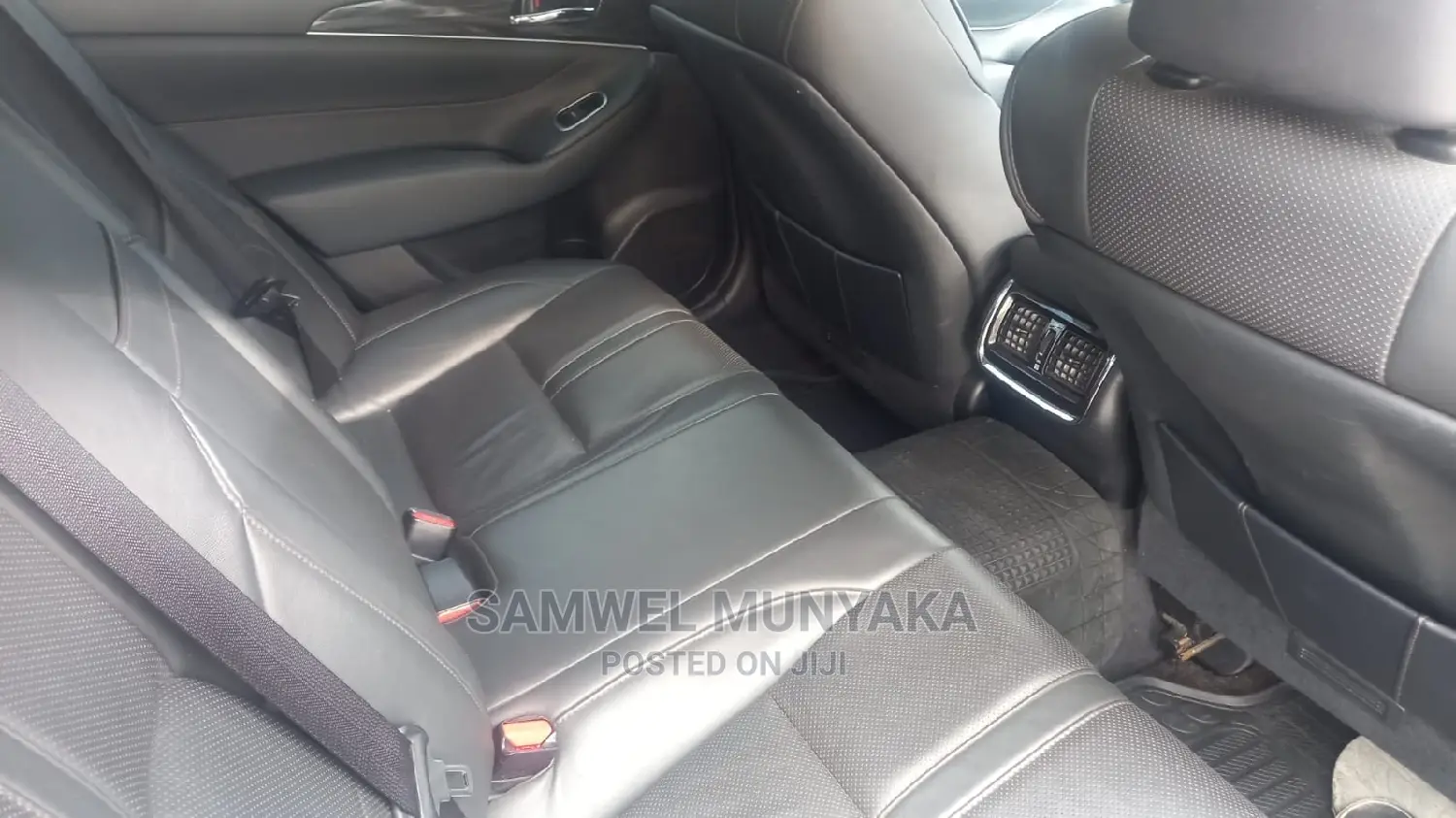 Toyota Crown 2014 White