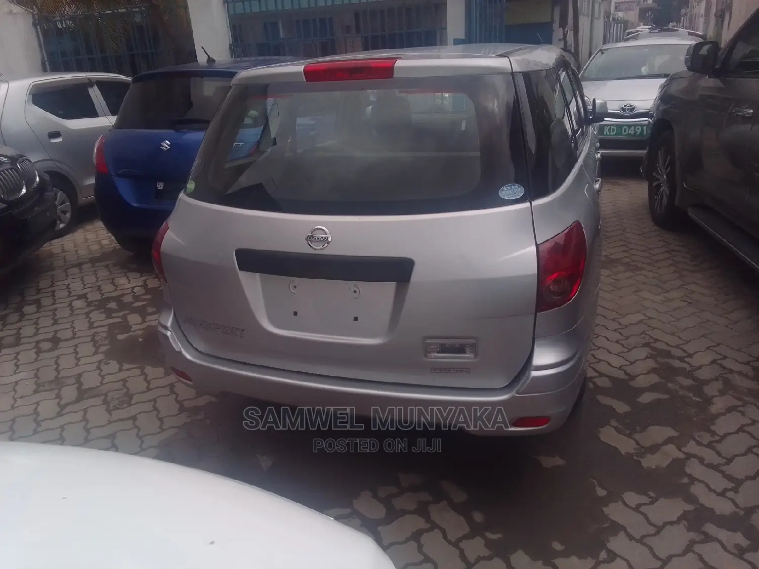 Nissan Advan 2015 Silver