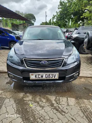 Black 2013 Subaru Outback 2.5i Limited