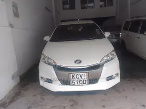 Toyota Wish 2013 White