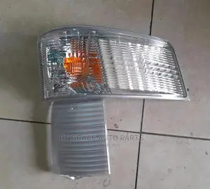 Corner Lamp/Indicator Lamp Canter 35 New Model.