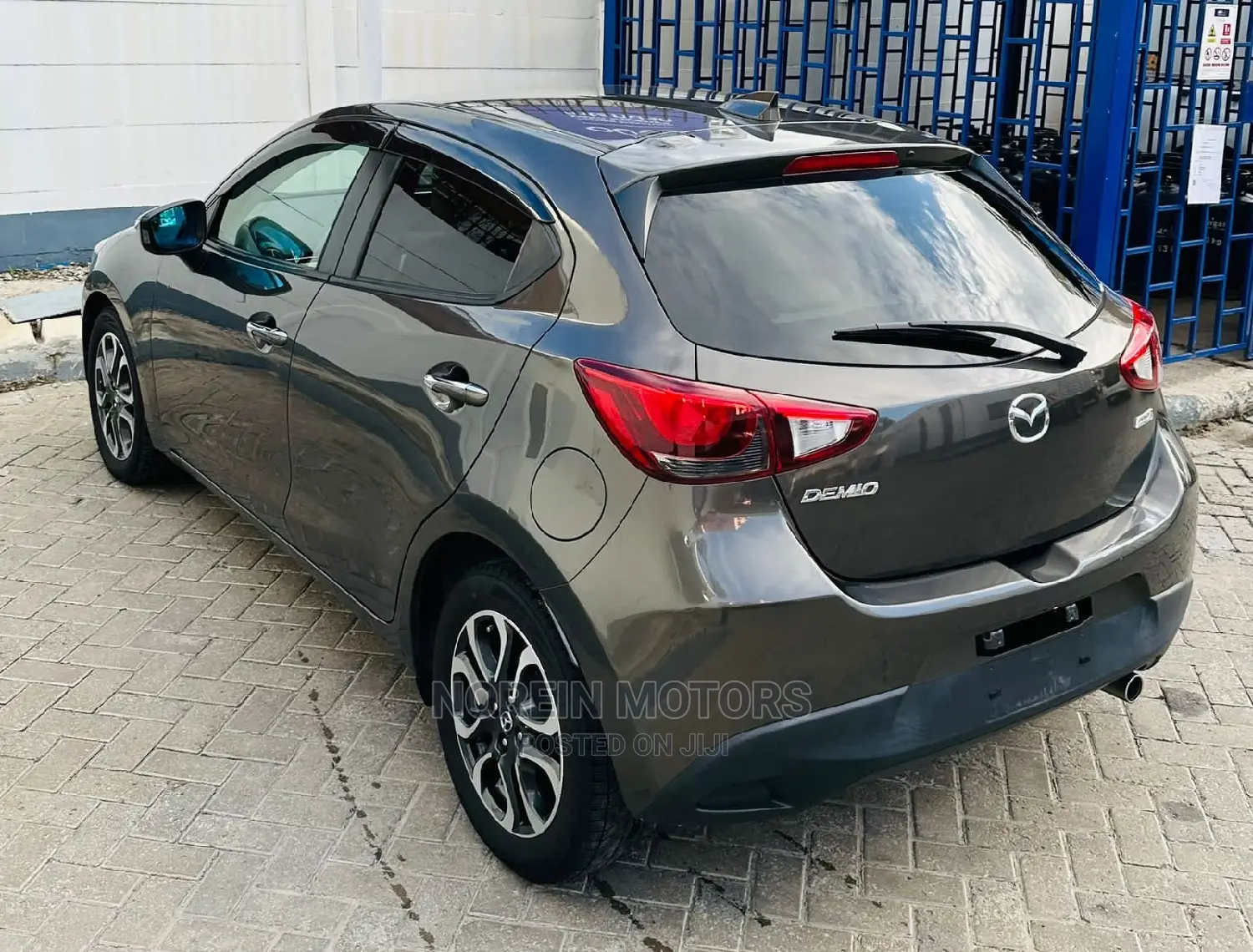 Mazda Demio 2016 Brown