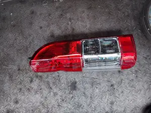 Tail Light 7l 9l Hiace Box
