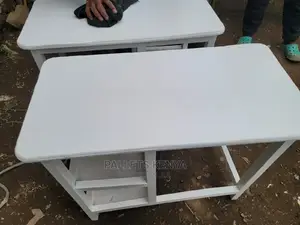 Brilliant White Kitchen Table