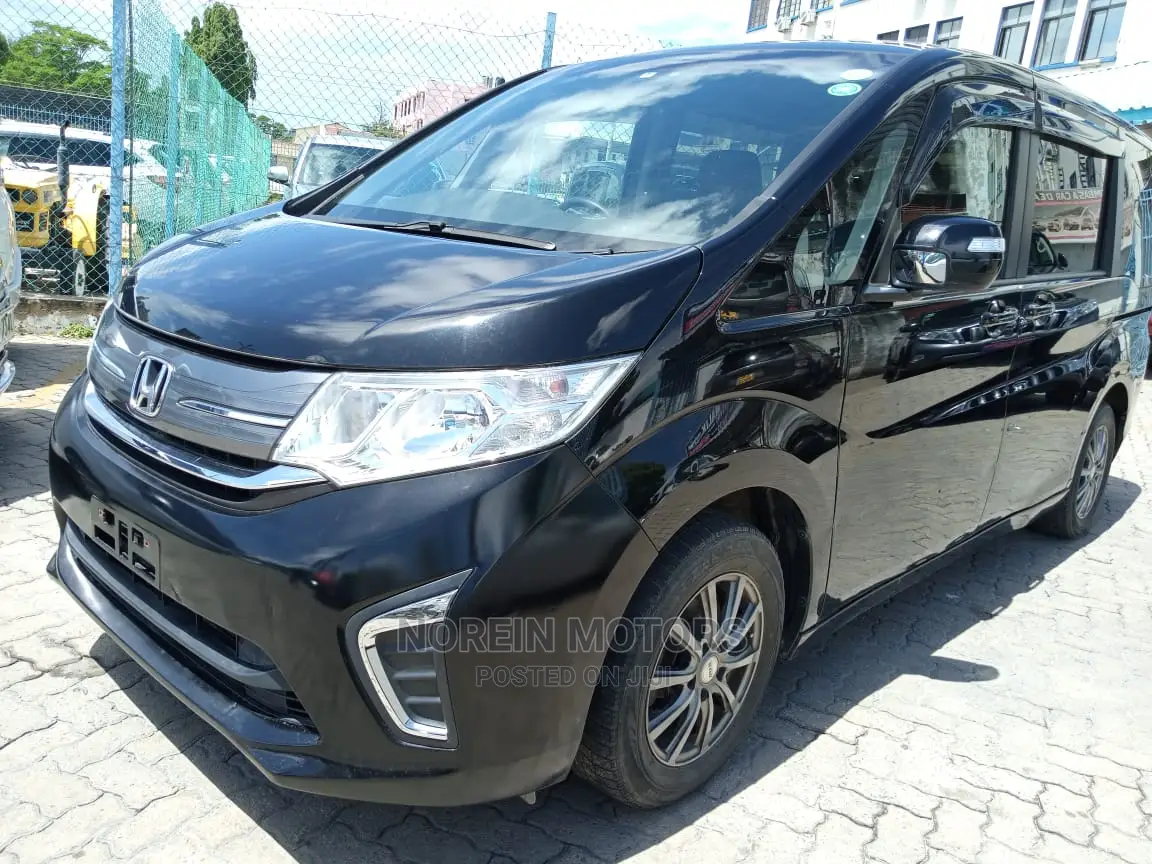 Honda Stepwgn 2016 Blue