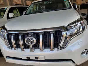 Toyota Land Cruiser Prado 2016 Pearl