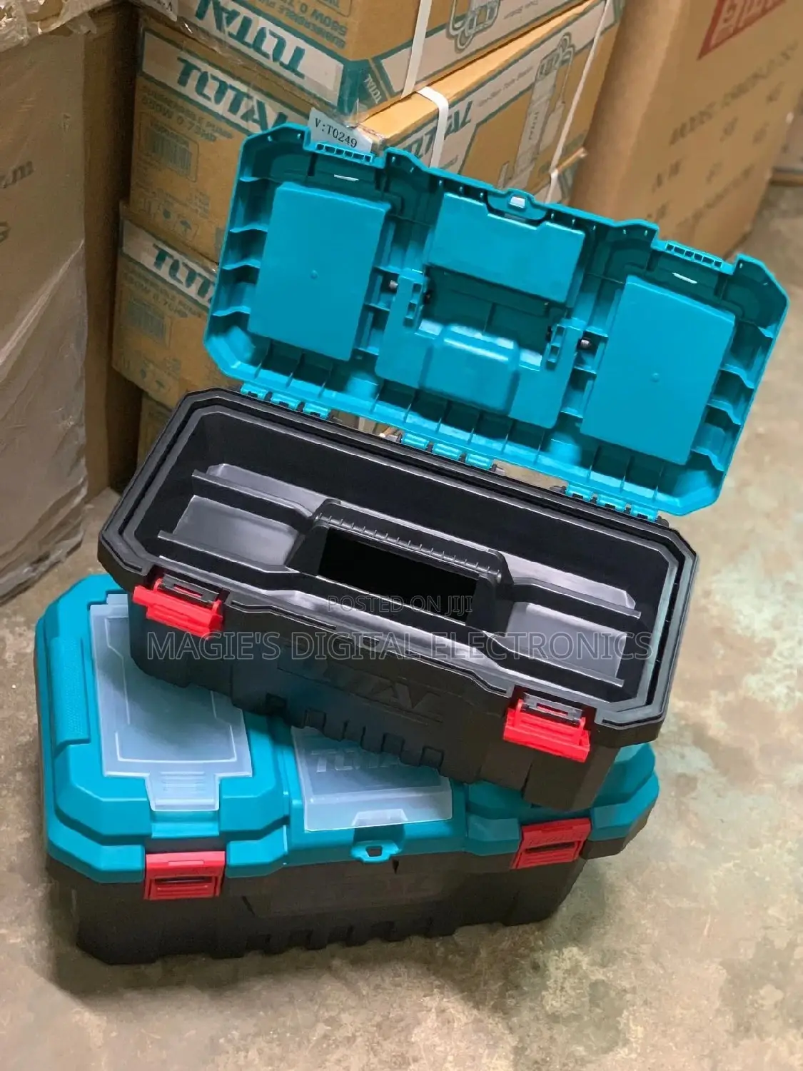 Total Empty Toolbox "17" and "20"