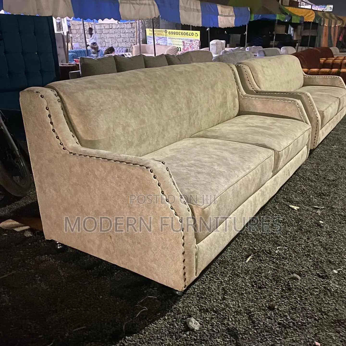 5 Seater Back Permanent Sofa