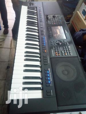 PSR-Sx 920 Yamaha Keyboard