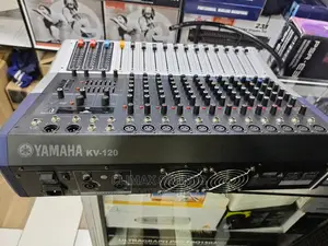 Powered Mixer Yamaha KV120