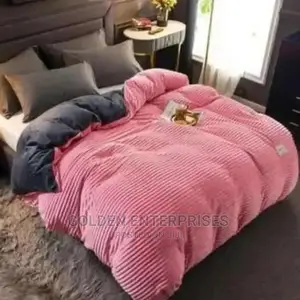 Pink Velvet Duvet With 1 Bedsheet and 2 Pillowcases