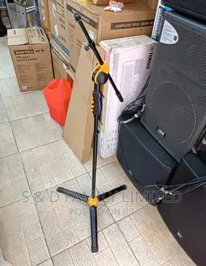Tripod Adjustable Microphone Stand