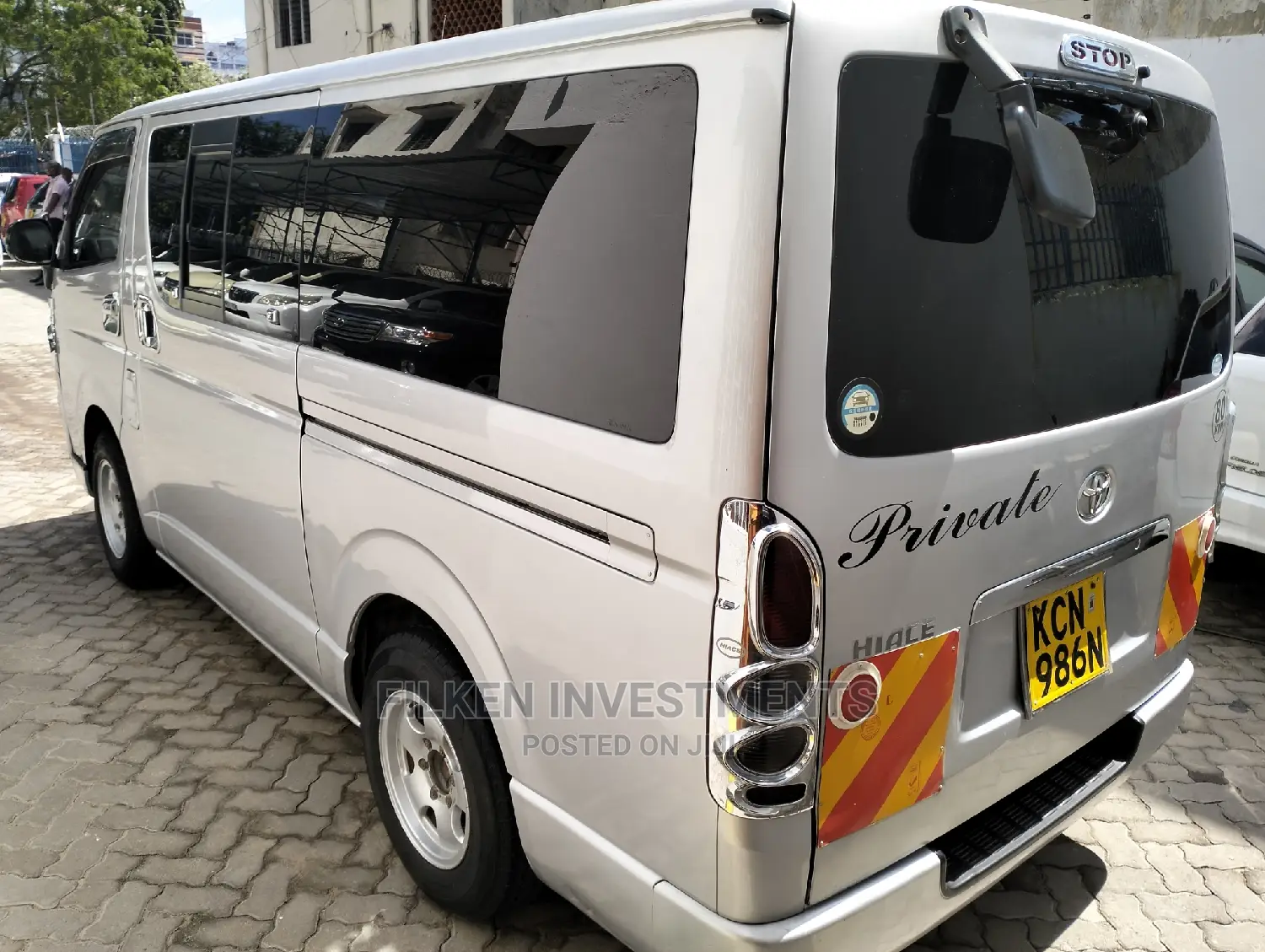 Toyota HiAce 2010 Silver