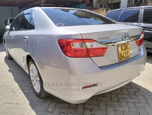 Toyota Camry 2016 Silver