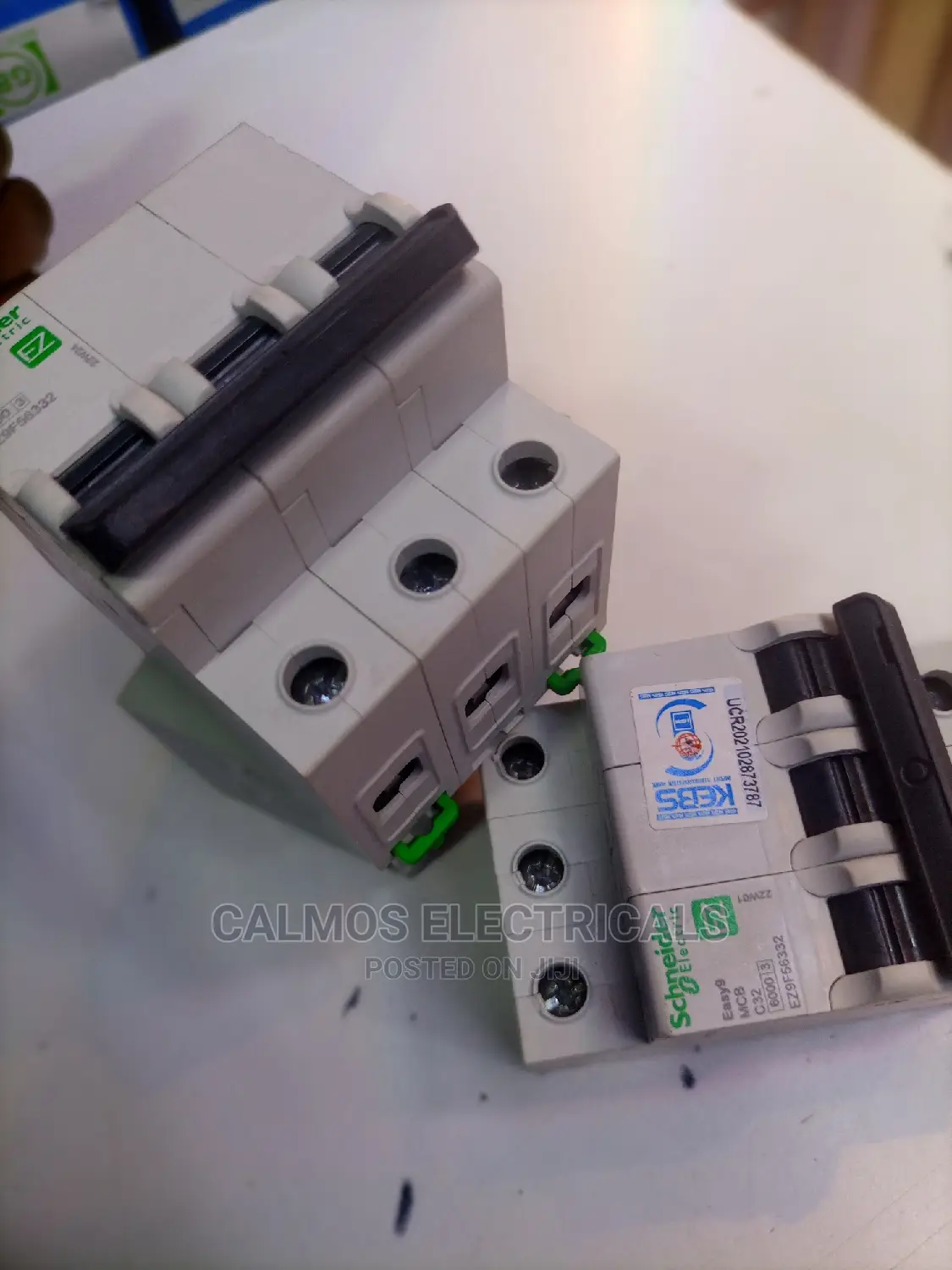 Schneider Tripple MCB 32A